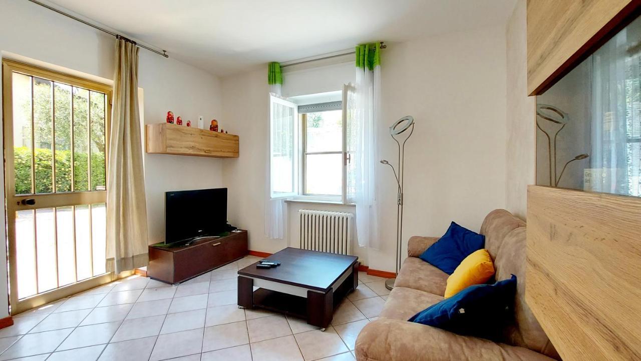Narcisa Patio Apartment Бардоліно Екстер'єр фото