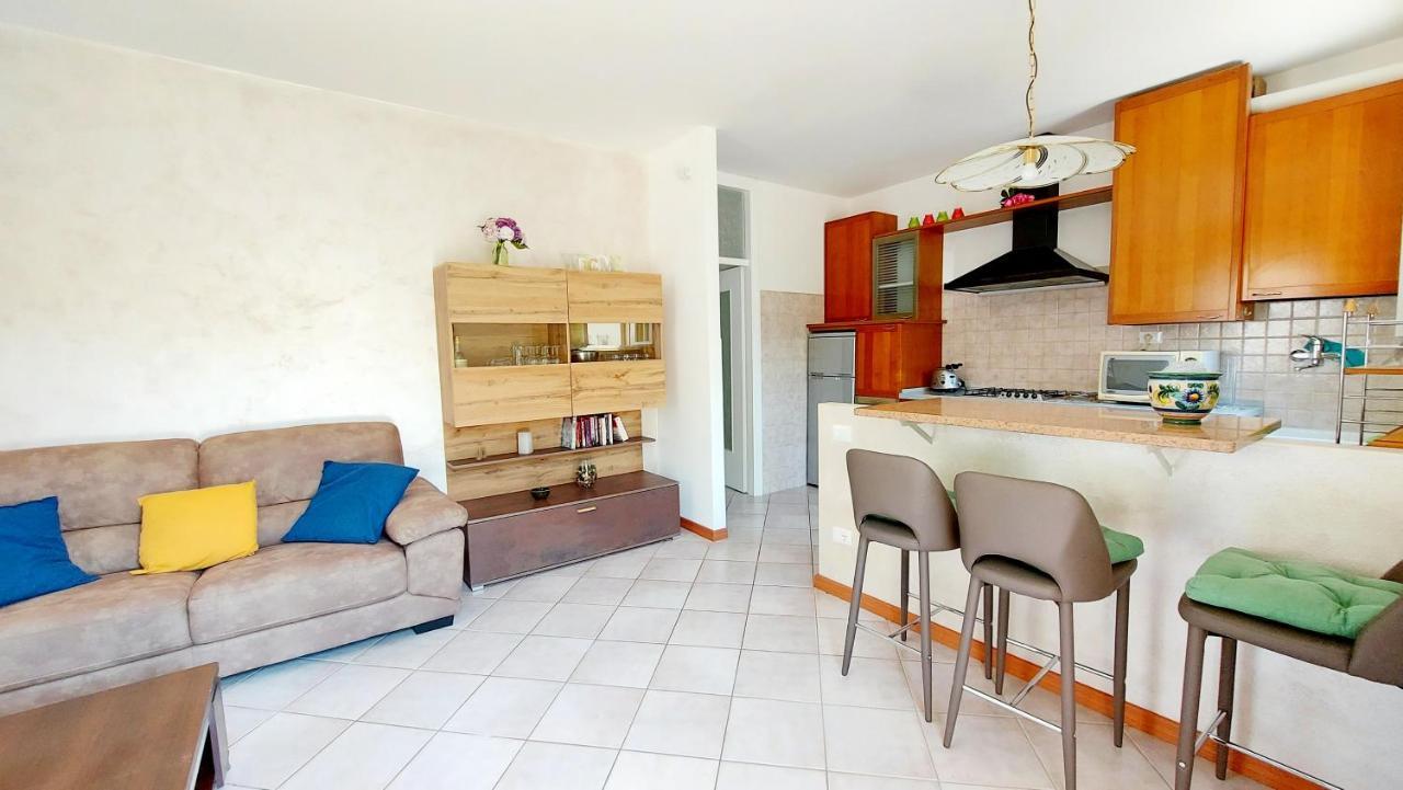 Narcisa Patio Apartment Бардоліно Екстер'єр фото